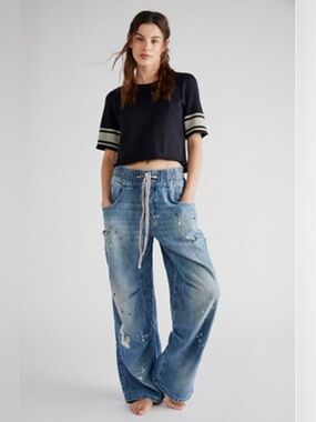 NWOT We The Free Modern Love Pull-on Jeans